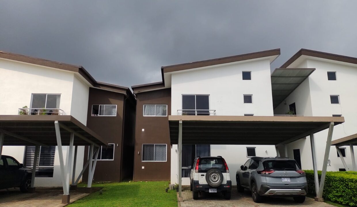 e6030e5c-899f-4b3a-baf4-0fb024434438